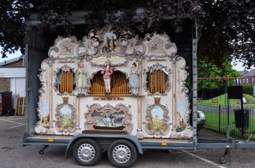 barrel organ